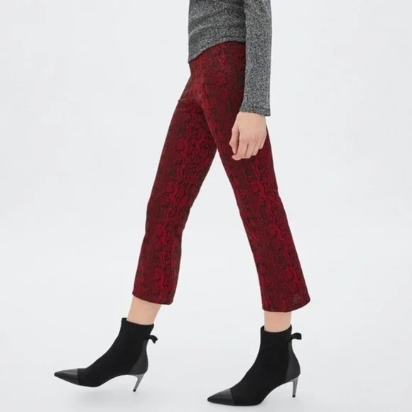 Zara Black Red Snake Skin Design Pants - Picture 2 of 7